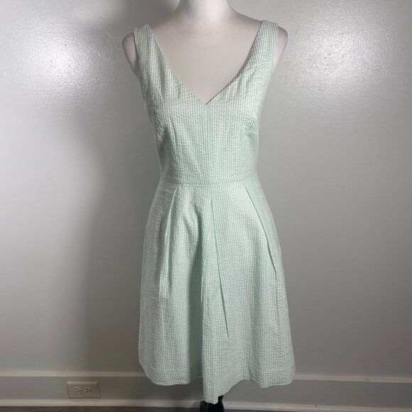 J. CREW A Line Dress Sz 0 Green White Seersucker Pleated Sleeveless Back Zip - Picture 2 of 16